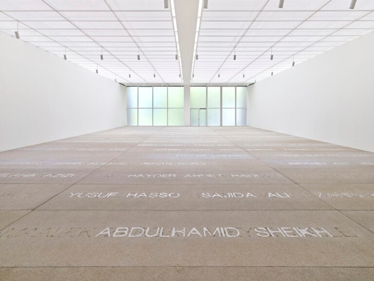 Doris Salcedo, Palimpsest, 2013-2017, installation view at Fondation Beyeler, Basel, 2022. Photo Mark Niedermann