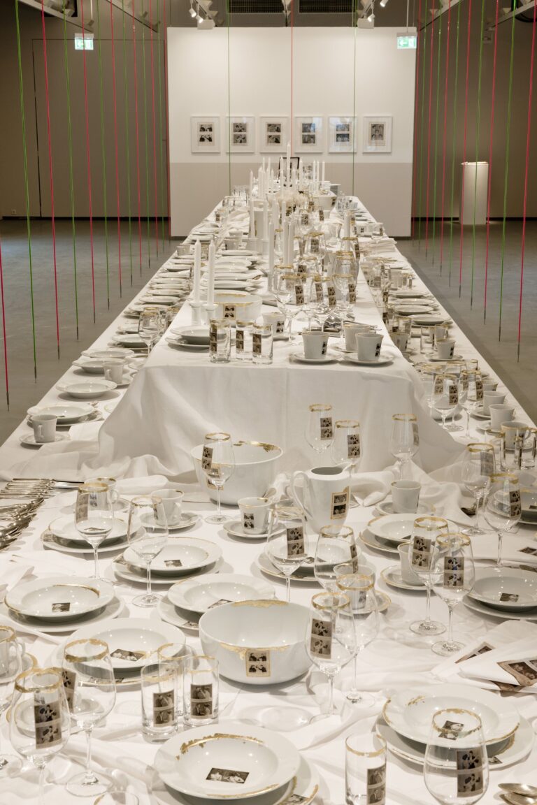 Gülsün Karamustafa, Etiquette, 2011. Courtesy of the artist