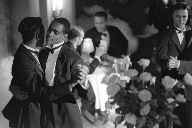 Isaac Julien, Pas de Deux with Roses (Looking for Langston Vintage Series), 1989-2016 © Isaac Julien