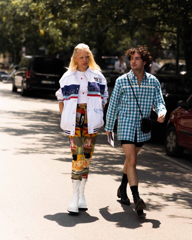 Lo street style alla Milano Fashion Week Uomo. Photo: Riccardo Scalfo