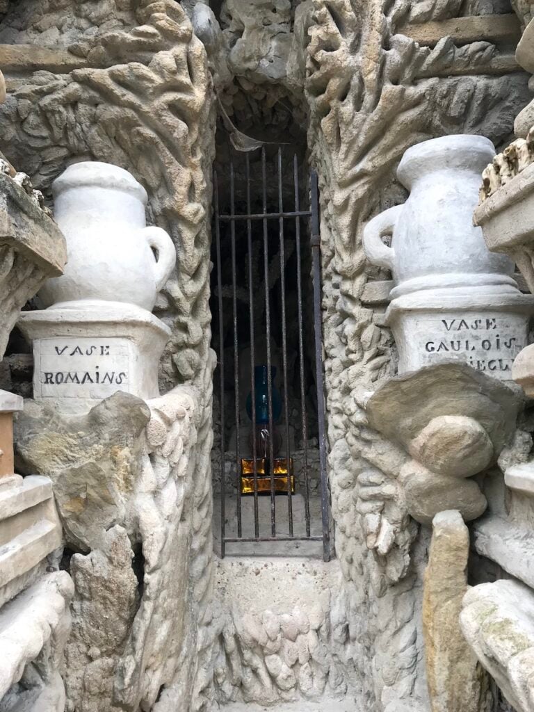 Palais Idéal, Hauterives, Francia. Photo © Dario Bragaglia