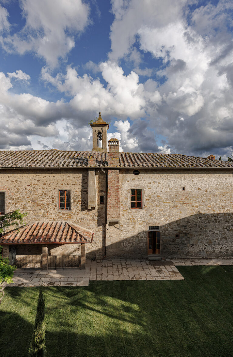 Pierattelli Architetture, esterni relais Pieve Aldina, Chianti. Photo Iuri Niccolai