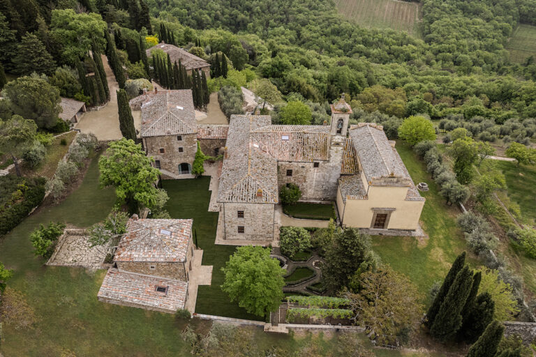 Pierattelli Architetture, esterni relais Pieve Aldina, Chianti. Photo Iuri Niccolai