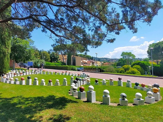 Michelangelo Pistoletto porta l’arte contemporanea nel “tempio” del calcio italiano