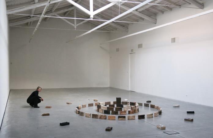 Simona Ragazzi, 99 Love Bricks, ceramics
