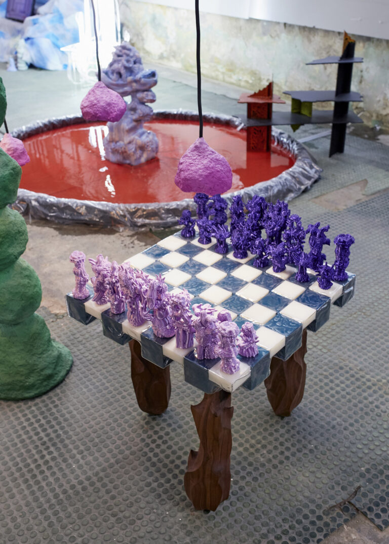 Audrey Large x Theóphile Blandet, Abstract Strategy - Chess Game, 2019. Courtesy the artists