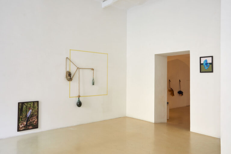 Calixto Ramírez, Sin Nada, Installation view Galleria Alessandra Bonomo, 2023 ©Simon d'Exéa, Courtesy Galleria Alessandra Bonomo
