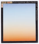 Giorgio Roster, “Colorazione del cielo al tramonto”, 1872-1921 ca., diapositiva su lastra di vetro colorata a mano. Archivi Alinari-archivio Roster, Firenze