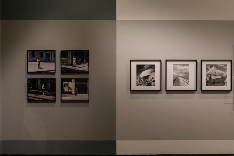 L’Italia è un desiderio. Fotografie, Paesaggi e Visioni (1842-2022). Le Collezioni Alinari e Mufoco, installation view at Scuderie del Quirinale, Roma, 2023