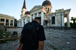 La cattedrale di Odessa è stata quasi distrutta dai missili della Russia