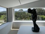 Auguste Rodin, Meditazione senza braccia, 1896. L’île intérieure, exhibition view at Villa Carmignac, île de Porquerolles, Francia, 2023