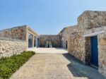 L’île intérieure, exhibition view at Villa Carmignac, île de Porquerolles, Francia, 2023