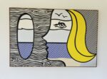 Roy Lichtenstein, Landscape, 1977. L’île intérieure, exhibition view at Villa Carmignac, île de Porquerolles, Francia, 2023