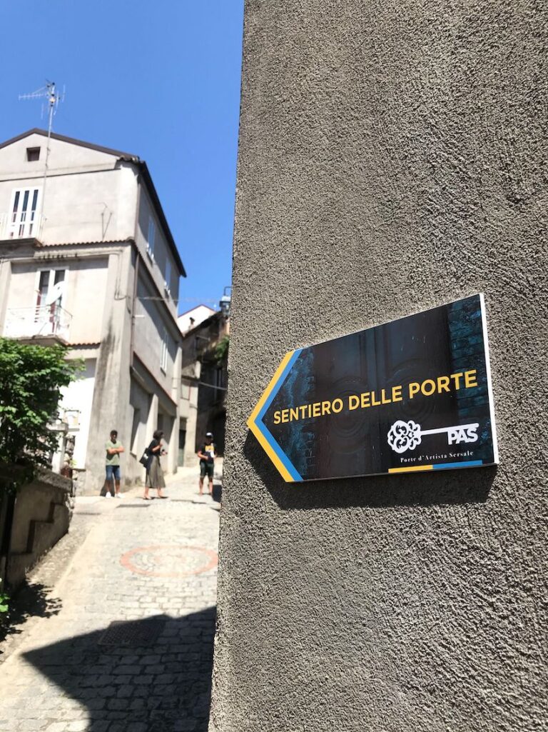 Il progetto Sentiero Porte d’Artista in Calabria