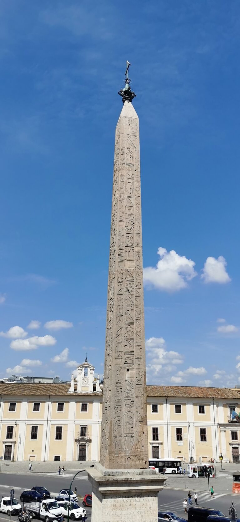 Palazzo Lateranense, Obelisco di Tutmosi III e IV dalla Sala di Salomone. Photo Thomas Villa