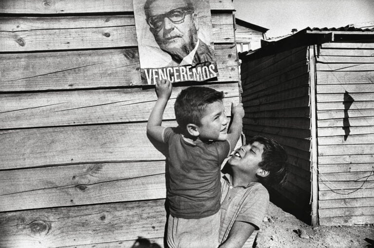 Paola Agosti, Campamento Villa Libertad, Santiago, Cile, 1970