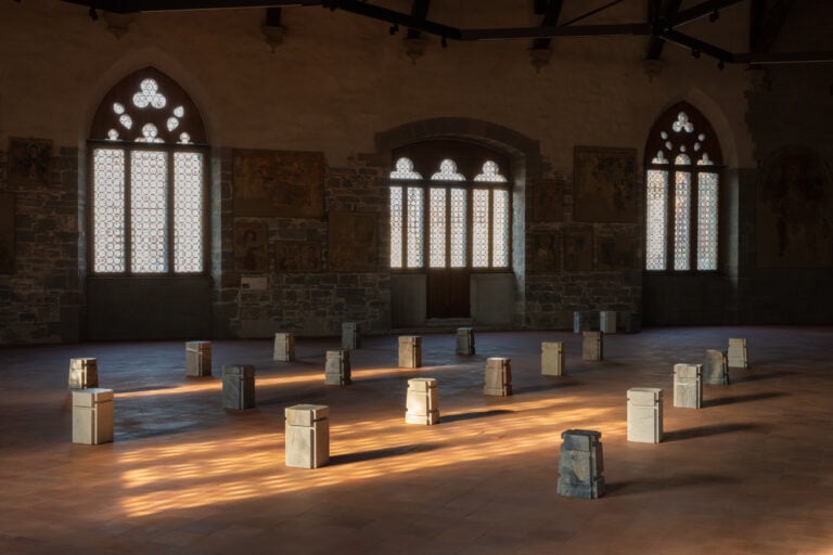 Rachel Whiteread, …And the Animals Were Sold, installation view at GAMeC / Palazzo della Ragione, Bergamo, 2023. Photo Lorenzo Palmieri. Courtesy GAMeC - Galleria d'Arte Moderna e Contemporanea di Bergamo