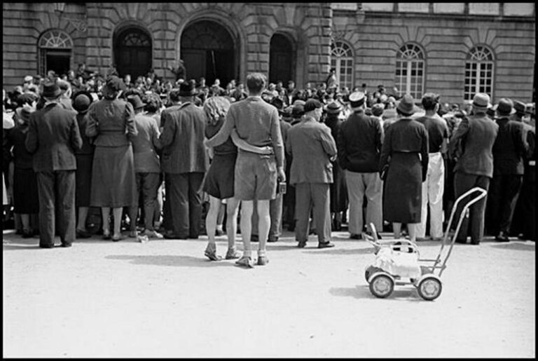 Robert Capa, Tour de France, July 1939. Courtesy International Center of Photography Magnum Photos