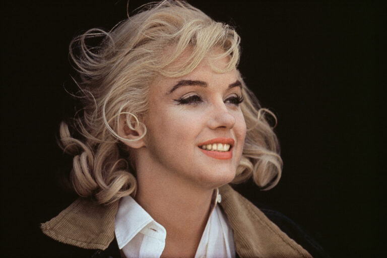 USA. Nevada. FILM: The Misfits. US actress Marilyn Monroe on the set of 'The Misfits' © Magnum Photos