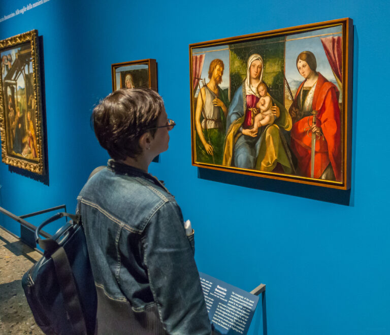 Undicesimo Dialogo Boccaccio Boccaccino. Alle Soglie della Maniera Moderna, installation view at Pinacoteca di Brera, Milano, 2023. Photo Cesare Maiocchi, Pinacoteca di Brera