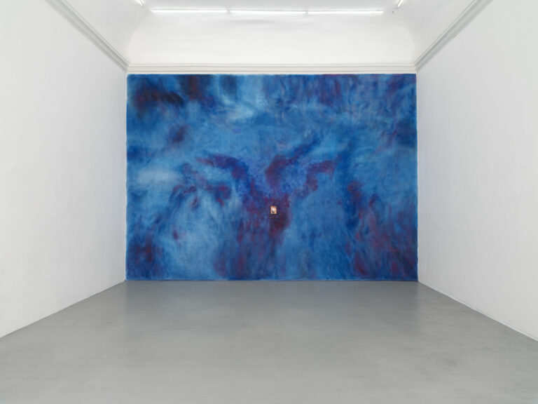 Veronica Bisesti, Dove brulica l'altrove, installation view at Alfonso Artiaco, Napoli, 2023