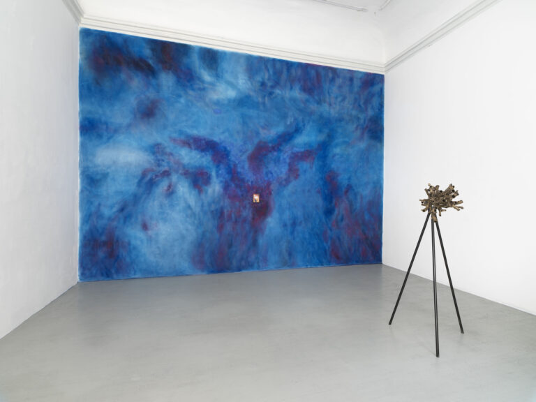 Veronica Bisesti, Dove brulica l'altrove, installation view at Alfonso Artiaco, Napoli, 2023