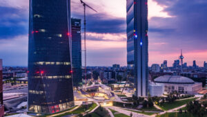 La costruzione di CityLife Milano in un lunghissimo timelapse