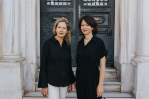 A curare la Biennale di Istanbul 2024 sarà l’inglese Iwona Blazwick