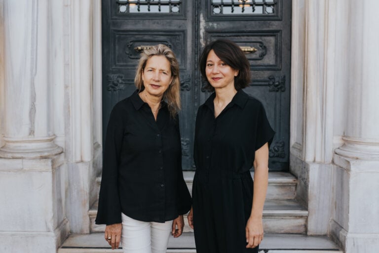 La Biennale di Istanbul 2024 slitta al 2025. Caos dopo le dimissioni della curatrice Iwona Blazwick