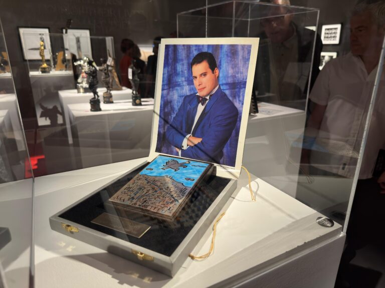 A World of his own Da Sotheby’s a Londra lamostra e asta di Freddie Mercury. Foto di Mario Bucolo