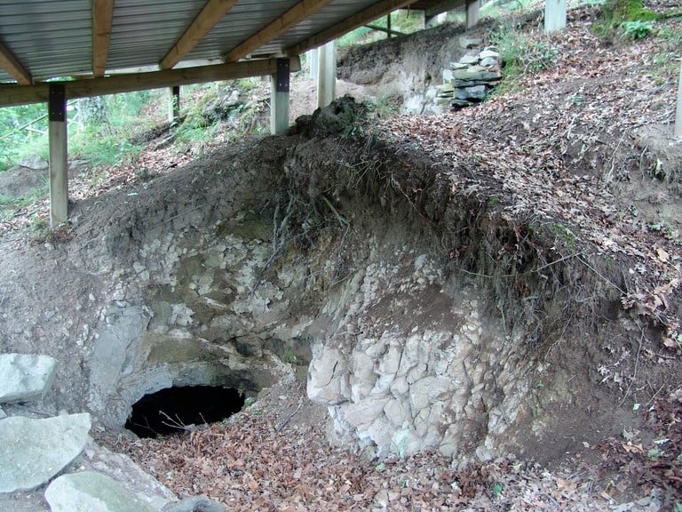 Castel Viscardo, Necropoli di Caldane