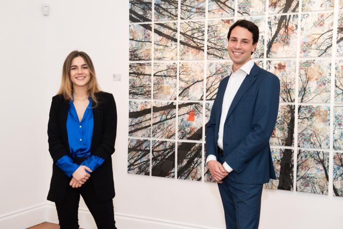 Francesca e Alberto Russo, figlia e nipote di Fabrizio Russo, che rappresentano la quinta generazione di galleristi della famiglia Russo