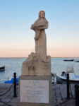 La statua di Manuela Arcuri a Porto Cesareo, Lecce, 2002. Photo lucamato via iStock Photo