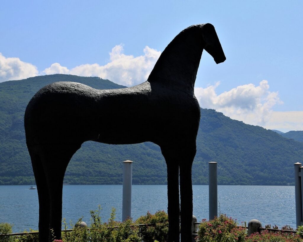 Mimmo Paladino, Non avrà titolo, installation view at Palazzo Parasi, Cannobio, 2023