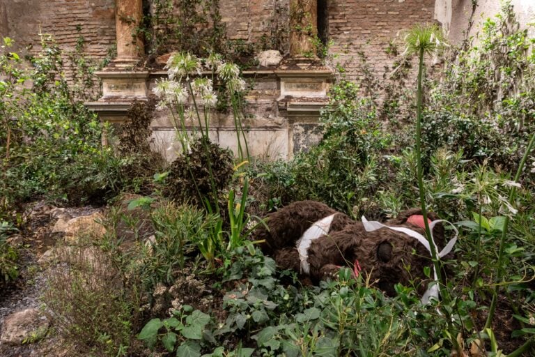 Precious Okoyomon, the sun eats her children, 2023. Courtesy of the artist and Sant'Andrea de Scaphis. Photo Daniele Molajoli