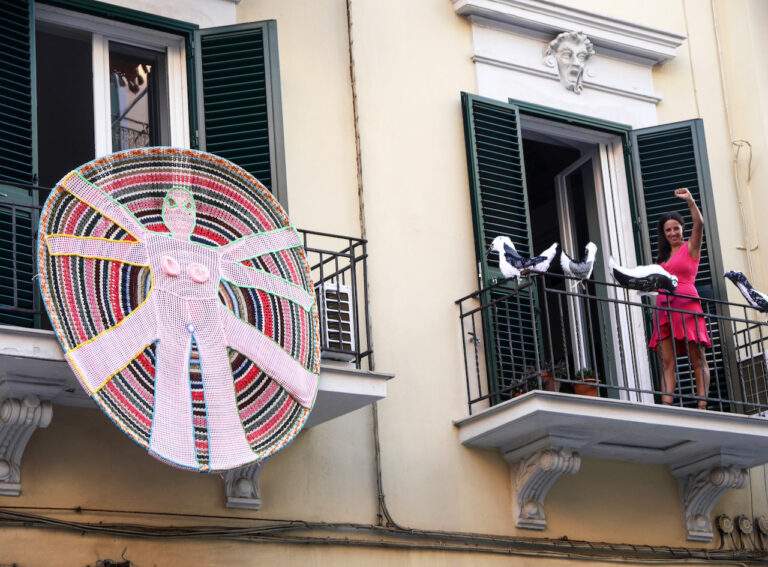 Stefania Pellegrini Vitruvian Arachne e Mariantonietta Bagliato Colombi installation view for Il mattino ha Lory in bocca, Bari, 2023. Photo Ezia Mitolo