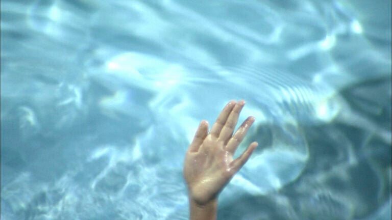 Douglas Gordon, k.364, 2011, still da video. Courtesy l’artista e Gagosian © Douglas Gordon, by SIAE 2023