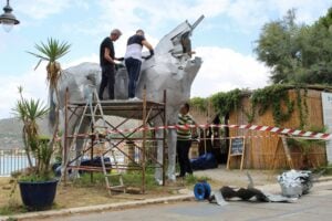 Gita nel paese morto di Castel di Tusa. Antonio Presti e fine del suo Atelier sul Mare