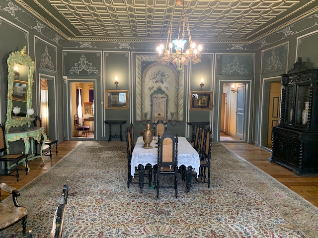 Interno di una casa borghese a Plovdiv. Photo Ludovico Pratesi