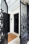 Maison Gainsbourg Rue Verneuil 5 bis Parigi. Photo Alexis Raimbault A Parigi apre la casa-museo dedicata al cantante Serge Gainsbourg