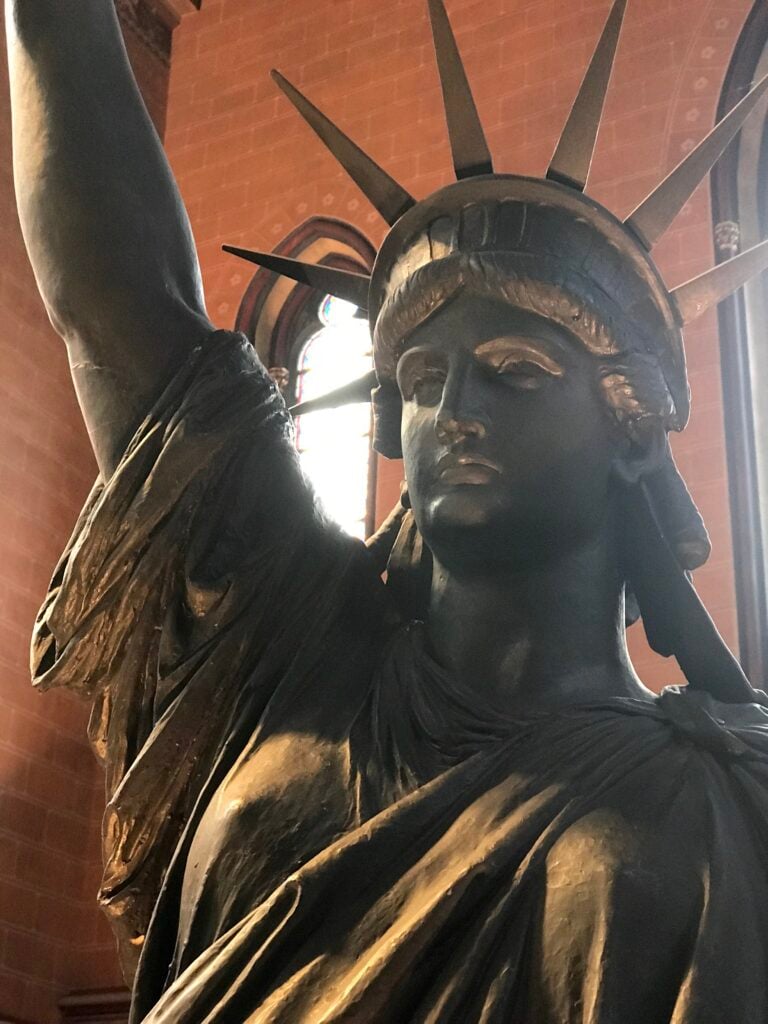 Parigi. Musée des Arts et Métiers. La copia della Statua della Libertà conservata nel museo ©Photo Dario Bragaglia