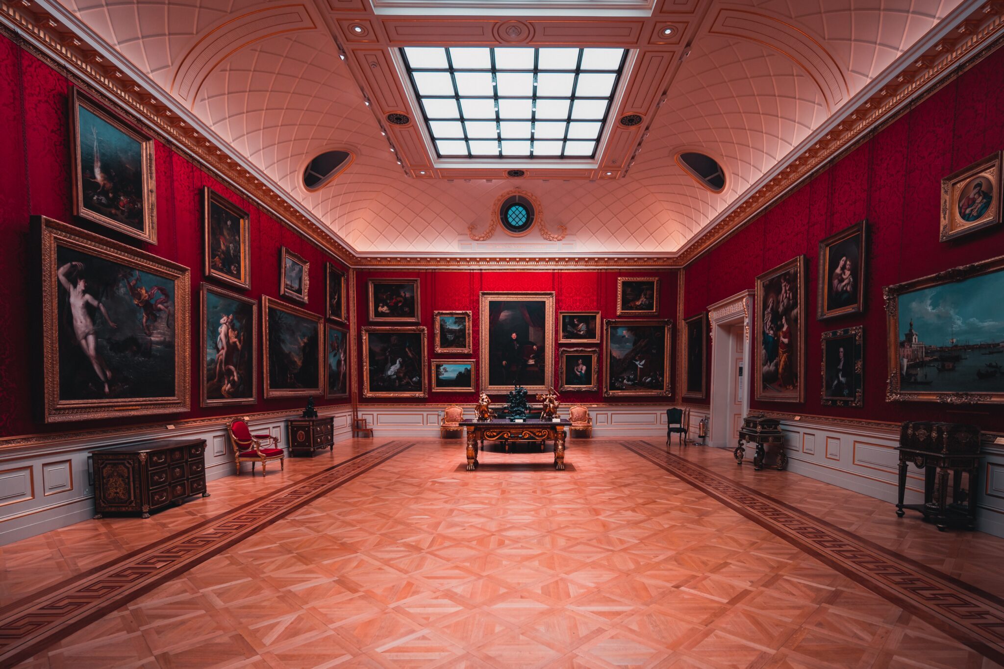 Gallery Description Visite al museo in pausa pranzo contro lo stress | Artribune