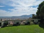 Vista di Hyères dal giardino di Villa Noailles