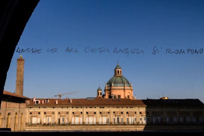 Cosa c’è in Comune tra Pirro e questa finestra?