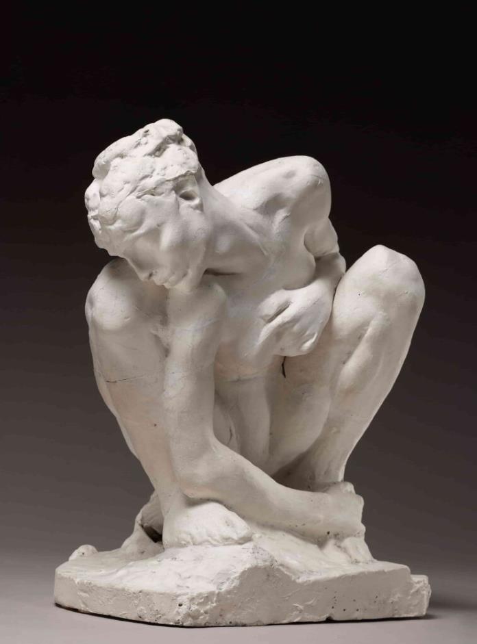 15 Auguste Rodin Femme accroupie petit modele Platre Musee Rodin – Paris © musee Rodin – photo Christian Baraja Le grandi mostre di ottobre 2023 da vedere in Italia