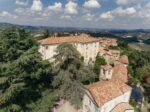 Castello di Perno a Monforte d'Alba (in provincia di Cuneo)