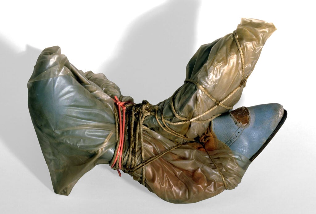 Christo, J-C’s Wrapped Shoes, 1962 © Christo and Jeanne-Claude Foundation. Photo: Eeva-Inkeri. Courtesy: Christo and Jeanne-Claude Foundation and Gagosian