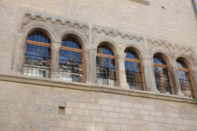 Cluny. Casa romanica in una via del centro storico. ©Photo Dario Bragaglia