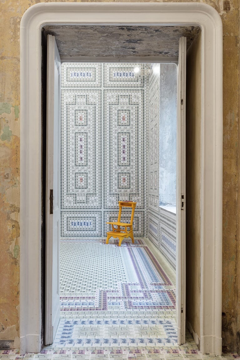 Gianni Colosimo e Luisa Bruni, Don Yuan, installation view at Riccardo Costantini contemporary, Torino. Photo Renato Ghiazza