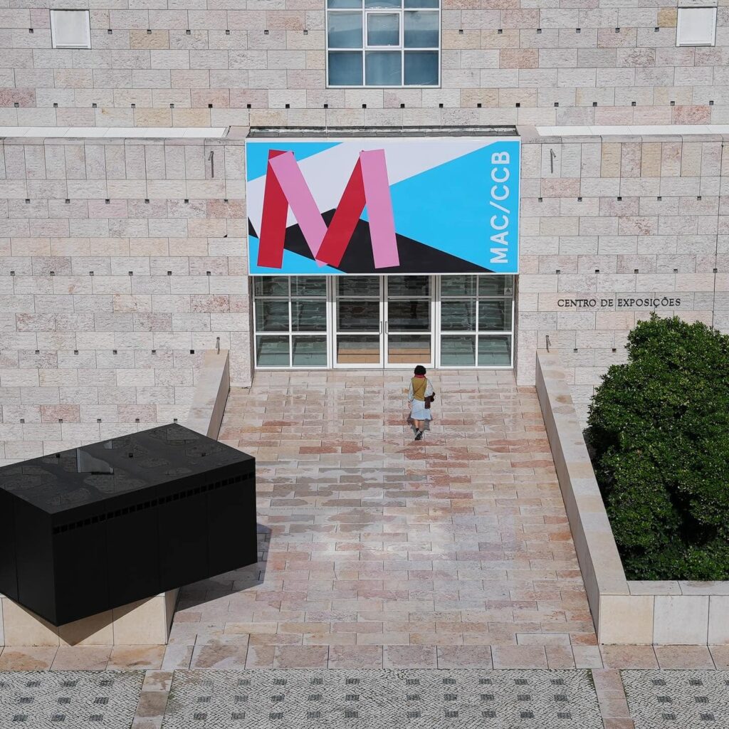 L’ingresso del nuovo Museo. Courtesy: MAC/CCB Museu de Arte Contemporânea